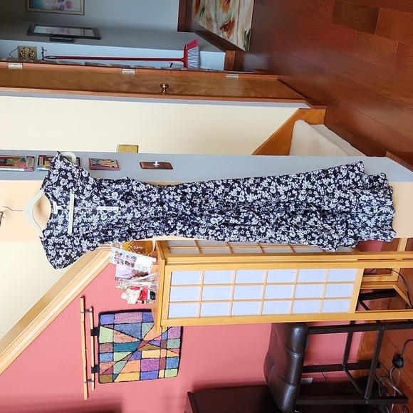 NWT Max Studio Ruffle wrap dress size large - Picture 14 of 15